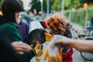 Wi mook dat. Let’s clean up: Alster und Elbe von Zivilisationsmüll befreien!